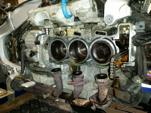 GL1800 Blown Head gaskets, Major Service, Brake and Clutch Fluid Change.